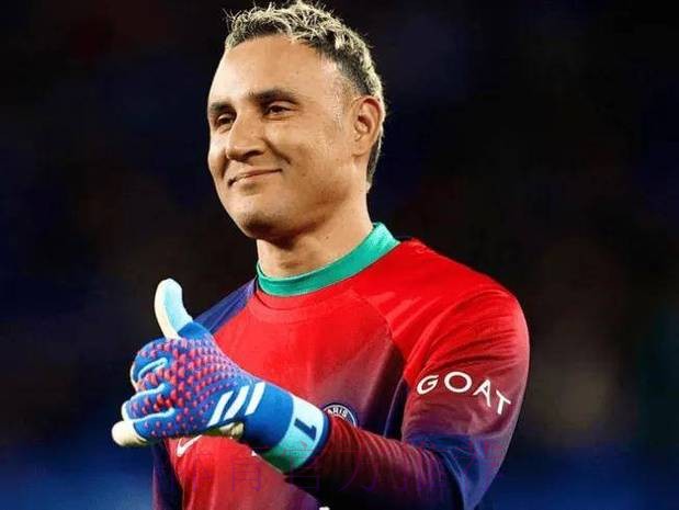 世体:前皇马门将纳瓦斯很乐意去巴萨 他目前自由身